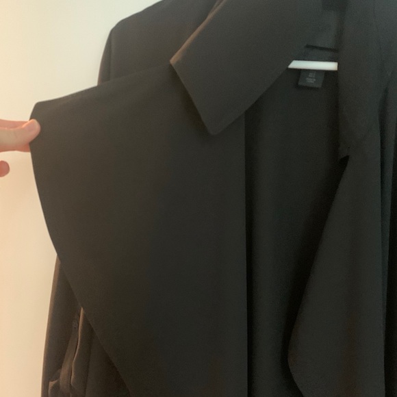 Long black jacket - Picture 2 of 4